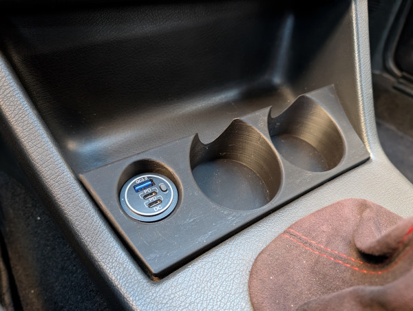 BMW E30 Cupholder